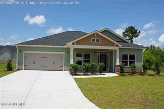 120 Farmstead Place, Maple Hill, NC 28454