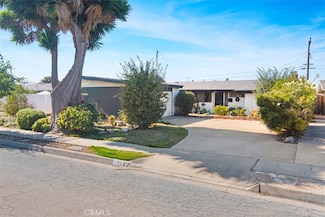 321 N 6th St, Lompoc, CA 93436