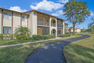 326 Knotty Pine Cir Unit C-1, Greenacres, FL 33463
