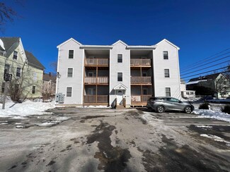 213 Green St, Manchester, NH 03103