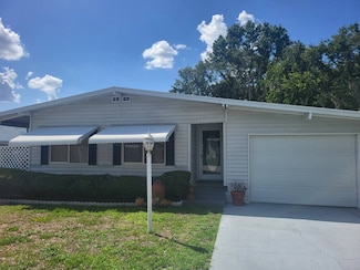 207 Hummingbird Ln, Winter Haven, FL 33884