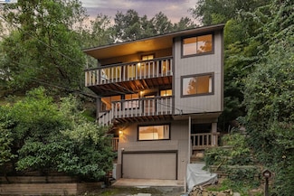 7171 Homewood Dr, Oakland, CA 94611