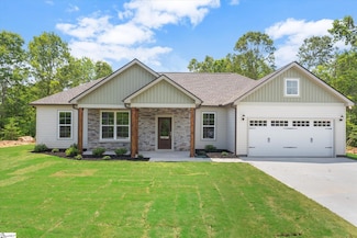 130 Duncan Rd, Six Mile, SC 29682