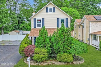 908 Green Grove Rd, Ocean, NJ 07712