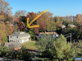 104 Dunova Ct Unit 2, Charlottesville, VA 22903