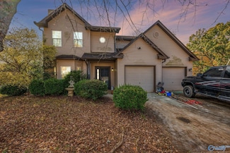 103 Kestrel Ct SW, Huntsville, AL 35824