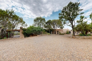 200 Circle Dr, Santa Fe, NM 87501