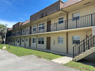 402 Lakeside Dr Unit 206, Margate, FL 33063