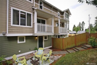 854 NE 123rd St, Seattle, WA 98125