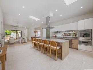 223 Lanipo Dr, Kailua, HI 96734