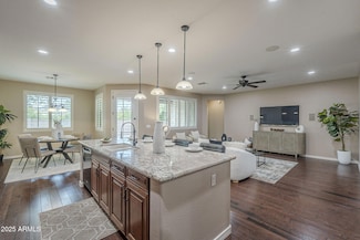 3721 W Aracely Dr, New River, AZ 85087