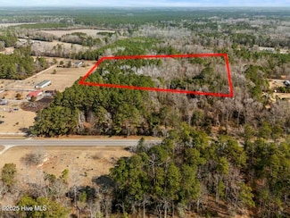 1 U S 117, Burgaw, NC 28425
