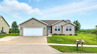 1002 S 12th Ave, Washington, IA 52353