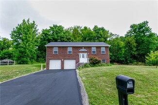 436 Jenny Ln, Uniontown, PA 15401