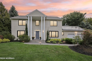 2 Green Meadow Dr, Tinton Falls, NJ 07724