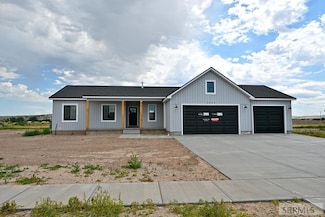 5048 Big River Rd, Iona, ID 83427