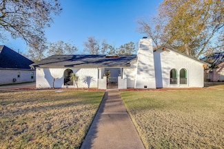 10127 Ravenswood Rd, Granbury, TX 76049