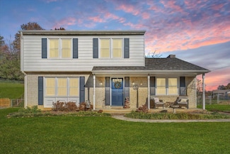 5035 Sunny Side Dr, Roanoke, VA 24018