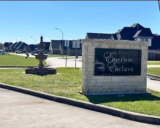 3210 Yasmine Dior St, Beaumont, TX 77705