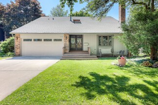 1062 N Old Mill Rd, Palatine, IL 60067