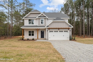11725 N Carolina 705, Eagle Springs, NC 27242