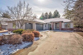 281 W River Trail Dr, Eagle, ID 83616