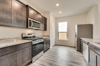 833 Serena Dr, Ferris, TX 75125