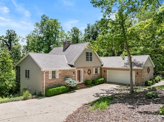 1412 Aqua Vista Dr, Lawrenceburg, IN 47025