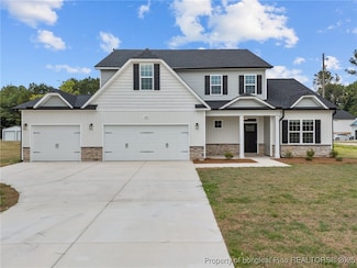 249 Zeppelin Ln, Raeford, NC 28376