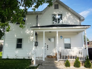22 Winter St, Massena, NY 13662