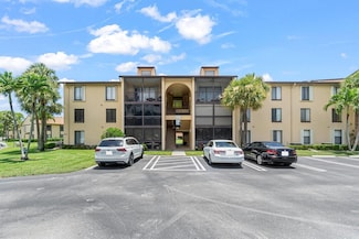 811 Sky Pine Way Unit 12, Greenacres, FL 33415