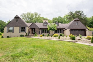 104 Stoney Brooke Dr, Ashland, KY 41101
