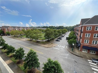 230 Nat Turner Blvd S Unit 4011, Newport News, VA 23606