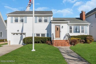 402 Salem Ave, Spring Lake, NJ 07762