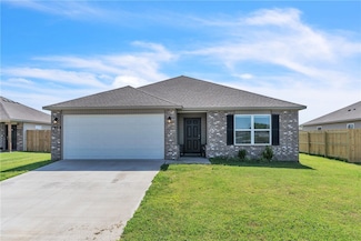 1405 S Corsac St, Siloam Springs, AR 72761
