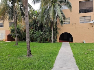 1305 W 53rd St Unit 429, Hialeah, FL 33012