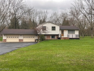3330 Jones Rd, Diamond, OH 44412