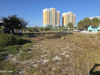 7404 Thomas Dr, Panama City Beach, FL 32408