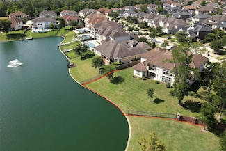 5526 Wollemi Falls Ln, Sugar Land, TX 77479