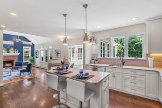 12 Saddle Hill Dr, Northborough, MA 01532