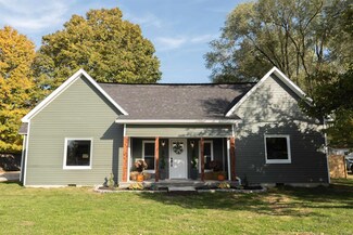 965 S 9th St, Mitchell, IN 47446