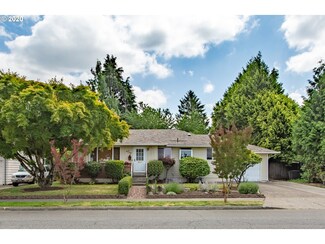 9740 SE Market St, Portland, OR 97216