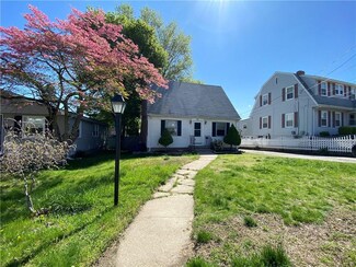 45 N Olney St, Johnston, RI 02919