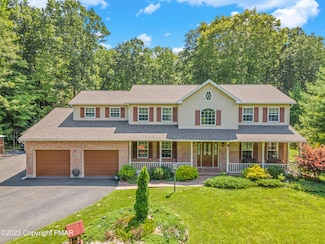 1740 Cane Ln, Effort, PA 18330
