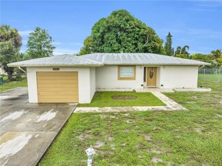 4333 20th Place SW, Naples, FL 34116