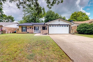 214 Nicki Ln, Arlington, TX 76014