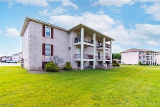 7357 Eisenhower Dr Unit 2, Youngstown, OH 44512