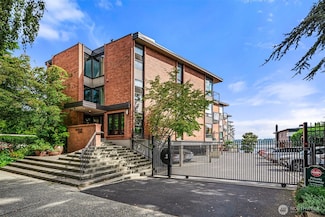 2360 43rd Ave E Unit 302, Seattle, WA 98112