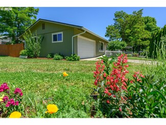 630 SW Barber Ave, Willamina, OR 97396