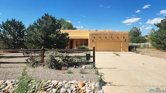 1625 Milda Ave, Gallup, NM 87301